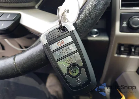 2019 Ford F-250 Lariat из США, поврежденный, VIN 1FT7W2BTXKED33151